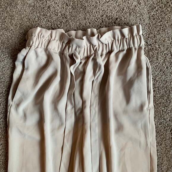 Cute Beige Light Summer Pant - Picture 4 of 8